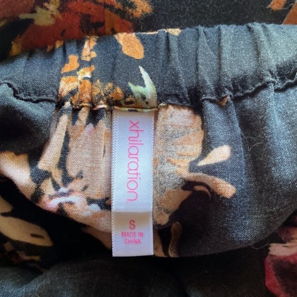 FREE with any purchase 🤩 Open shoulders dress. Floral. Beautiful. - Picture 6 of 6